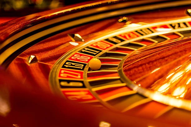 Fortune Tiger slot game interface showing reels and tiger symbols
